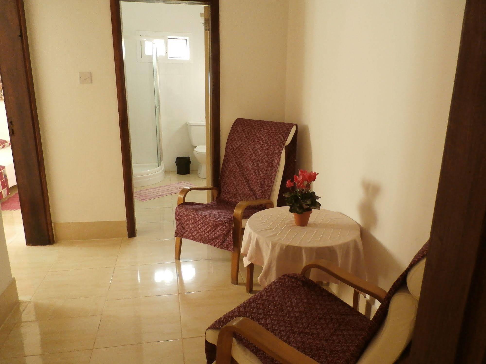 B & B Villa Calliandra Bijilo Εξωτερικό φωτογραφία