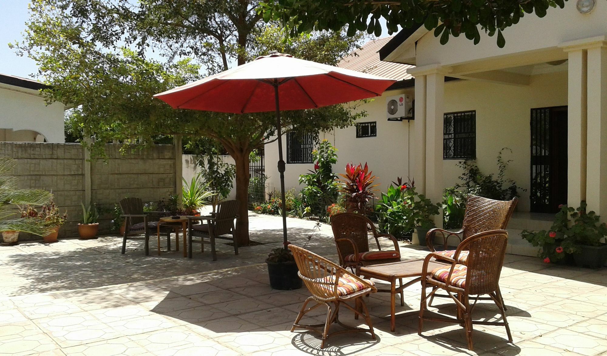 B & B Villa Calliandra Bijilo Εξωτερικό φωτογραφία