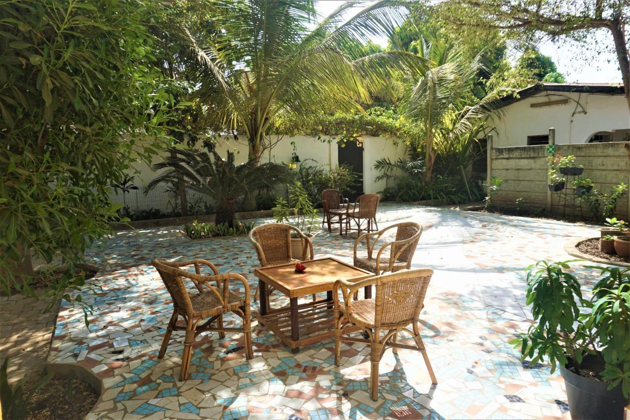 B & B Villa Calliandra Bijilo Εξωτερικό φωτογραφία