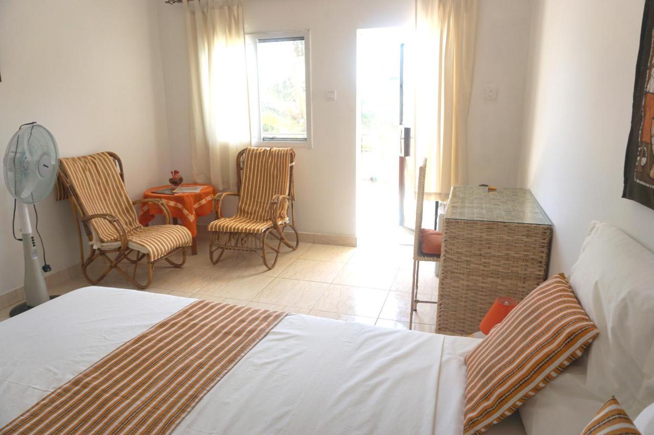 B & B Villa Calliandra Bijilo Εξωτερικό φωτογραφία