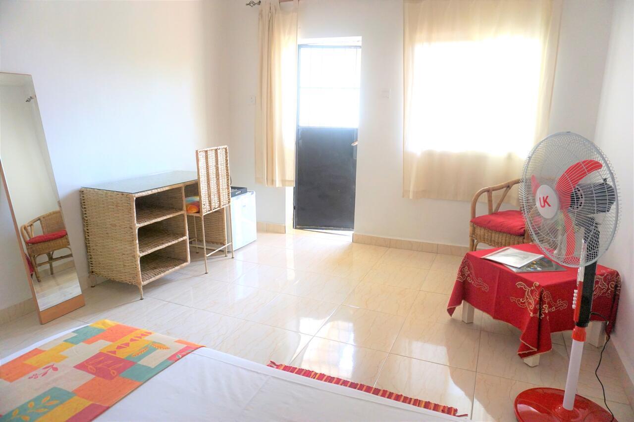 B & B Villa Calliandra Bijilo Εξωτερικό φωτογραφία